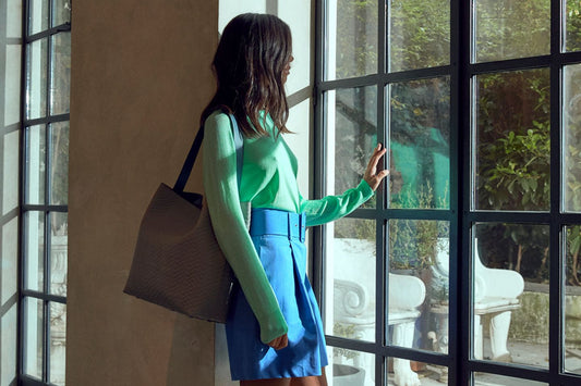 The Perfect Blend of Style and Functionality: A Ladies Handbag Store That Stands Out