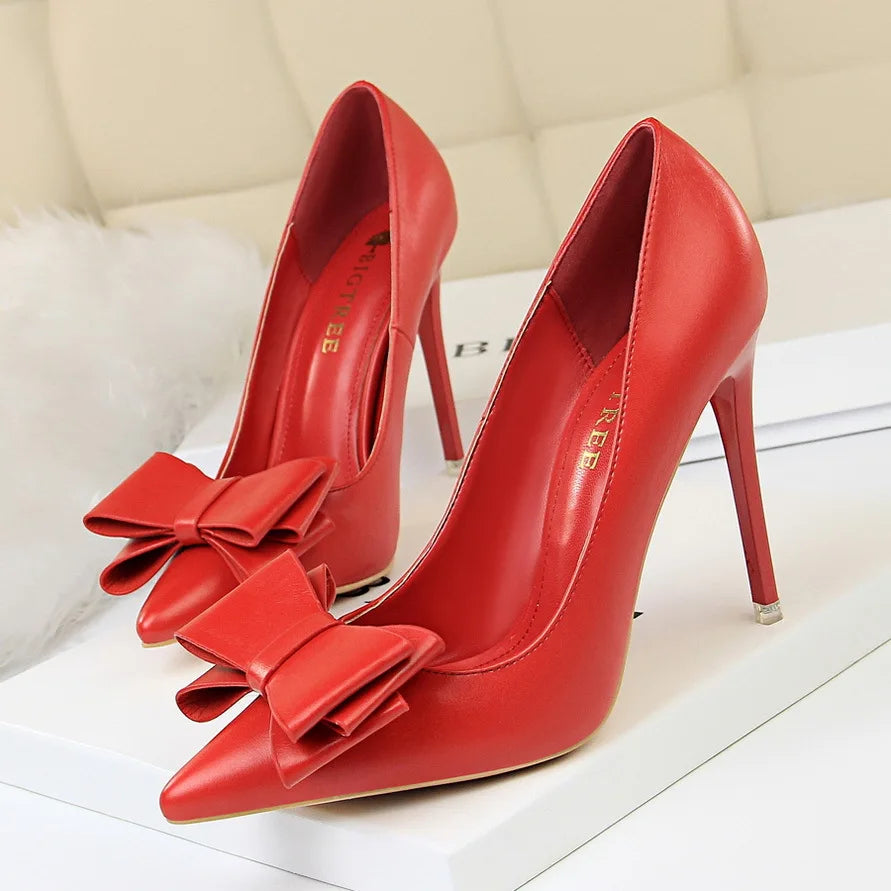 Handmade Pointed Bow Heel Pumps