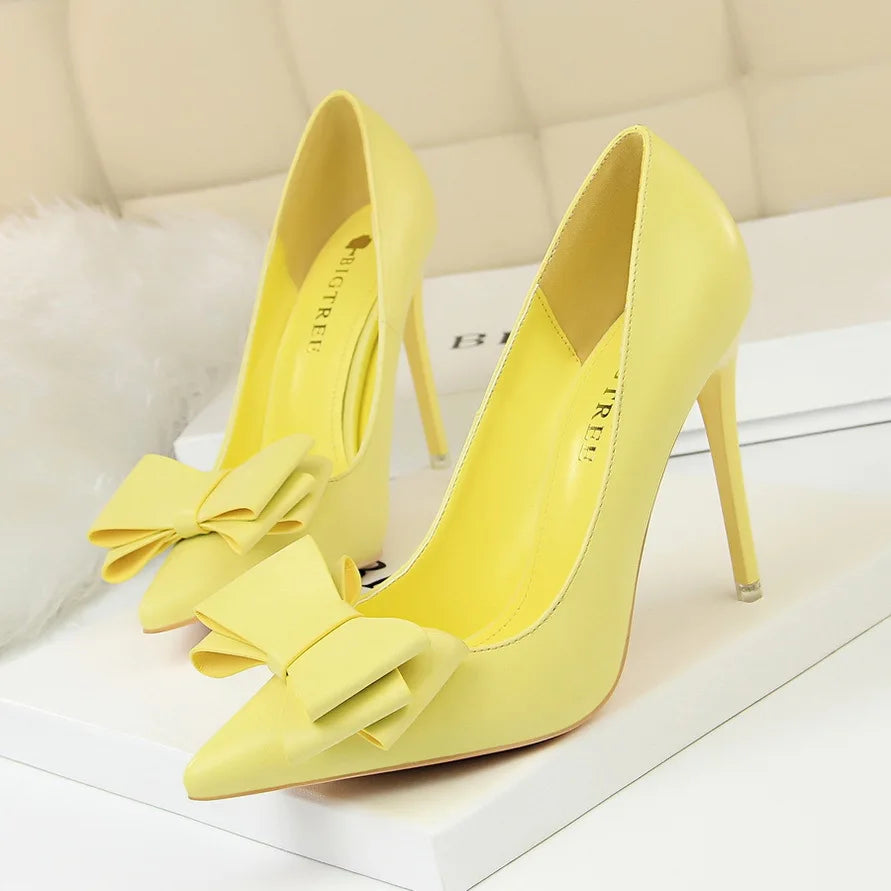 Handmade Pointed Bow Heel Pumps