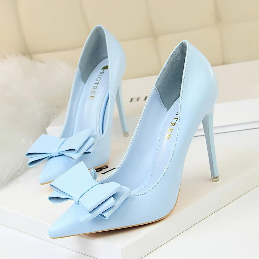 Handmade Pointed Bow Heel Pumps