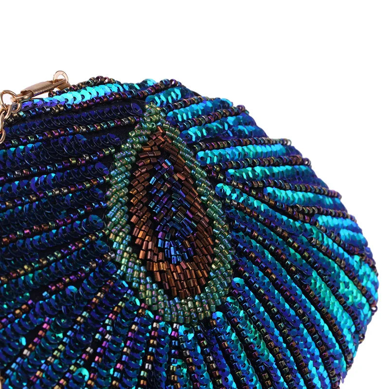 Multi-Pocket Hard Shell Clutch