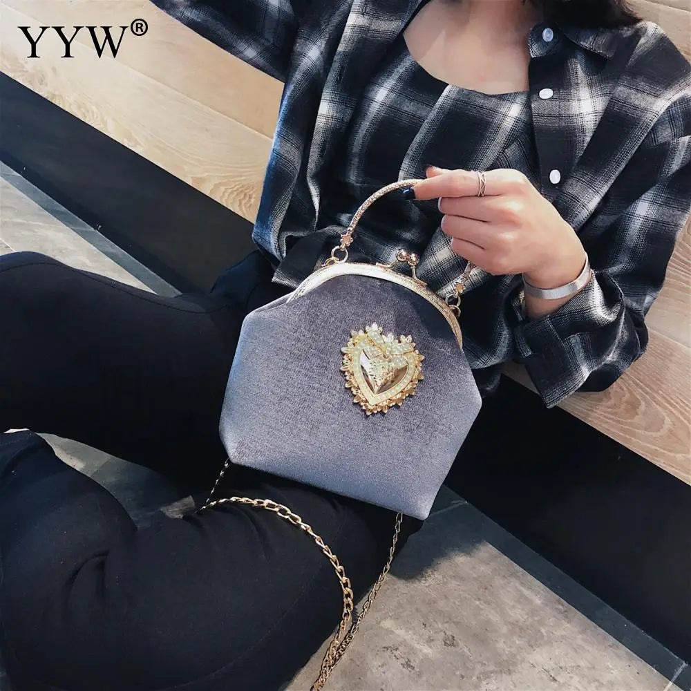 Spacious Everyday Shoulder Handbag