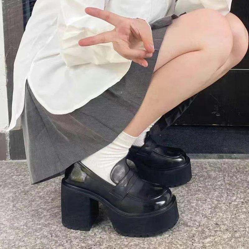 Retro Chunky Platform Heel Pumps